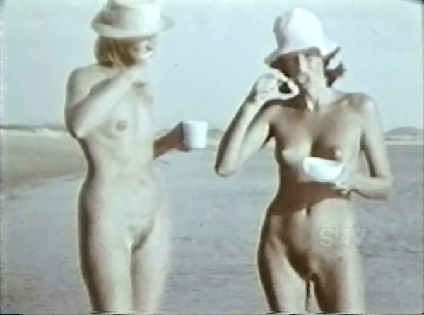 Vintage nudism - Sun Sea and Sand [Pure naturism]
