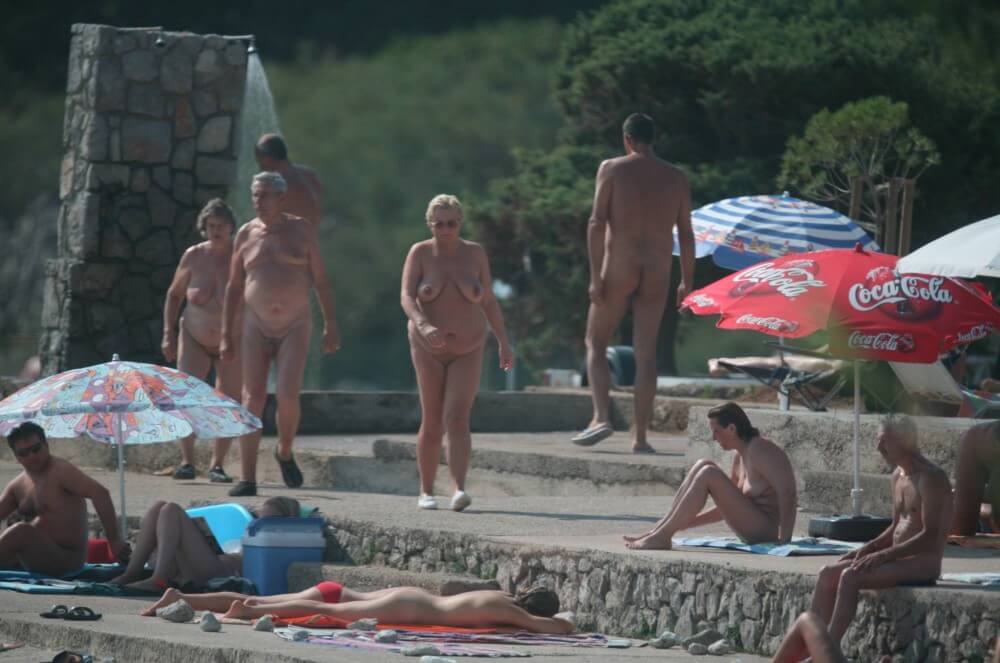 Cove Pyramid Shower Top pics - A closed community of naturists