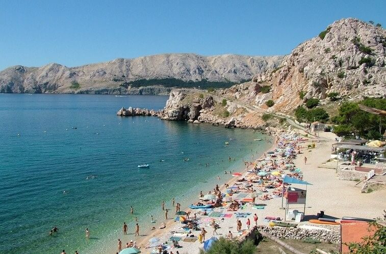 Videos from a nudist resort - Nudity as a natural part of human existence