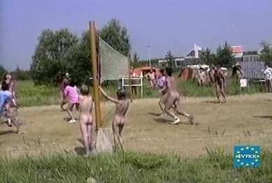 EVFKK - Miss Volleyball - Freedom of choice is important for anyone who wishes to become a naturist