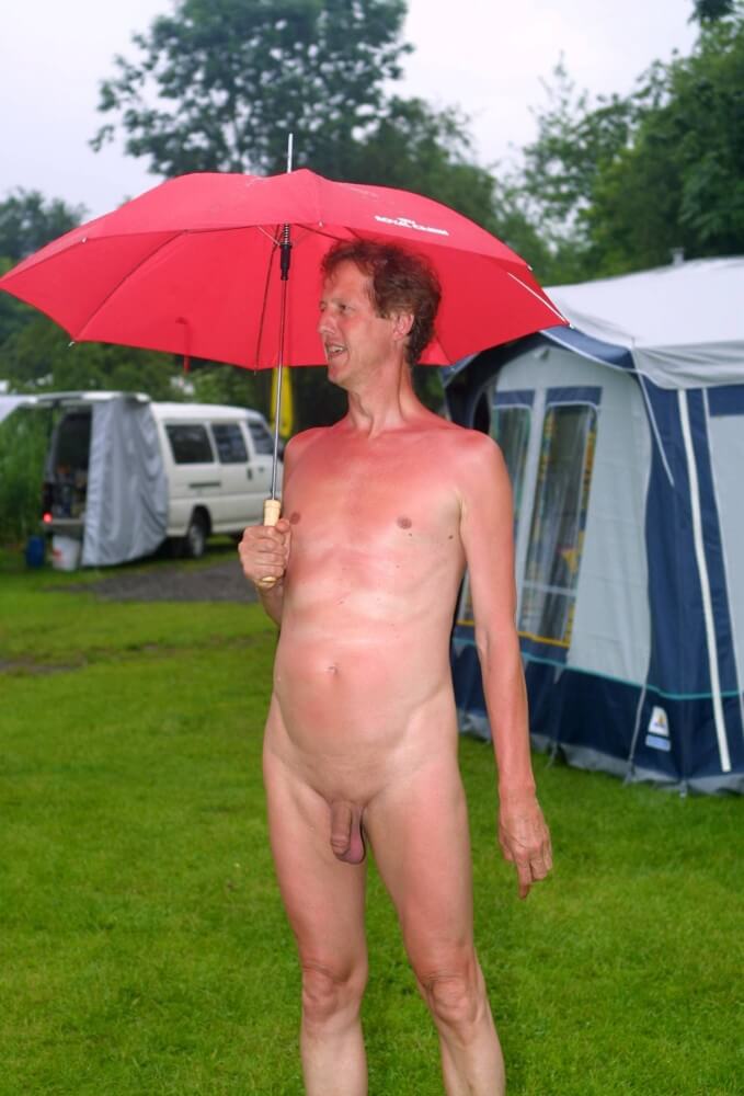 Holland Green Field Profile pics - Physical freedom is important to many nudists