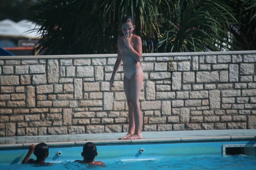 Naturist Pool-Side Singles photos - Naturism and respect for nature