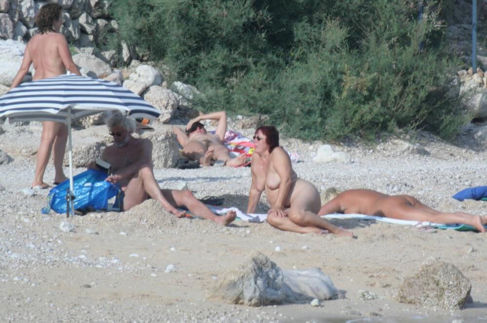 Croatian Baska Beach pics - Family nudism in the 21st century