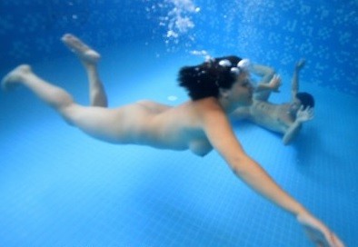 In The Forest Sanctuary photos - Naturists live easily and freely