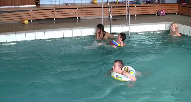 Swimming center club Full HD - Nudism helps people overcome their insecurities