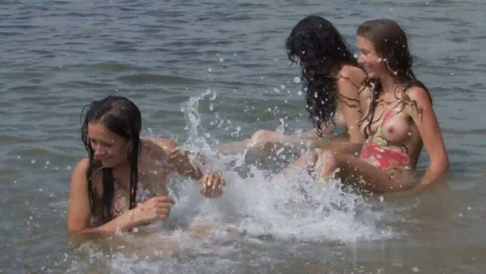 Body Art At Nudist Beach - Nudity helps one better understand oneself and ones feelings