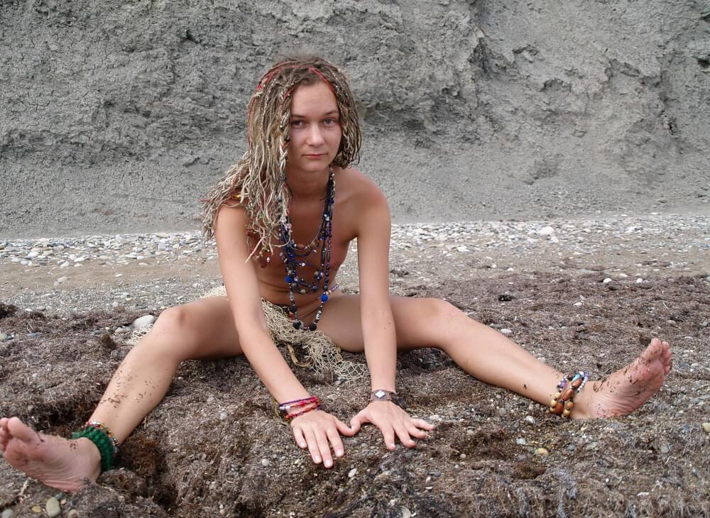 Naturists Rocky Stream Pixie Girls photos - Freedom of choice and honesty are key ideas in naturism and nudism