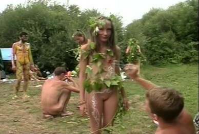 Enature - Mother Naturists - Naturism teaches you to accept yourself and others
