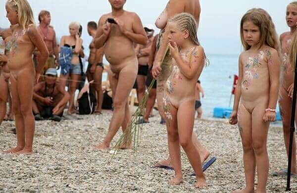 Nudism photo gallery # 1 - Current trends in the development of the naturist movement