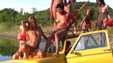 Ukrainian coastal part 2 - This movement helps people understand that the naked body is not an object for judgment or condemnation