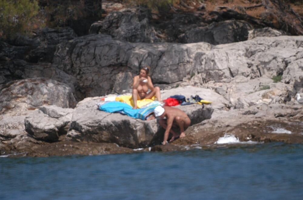 Croatian Rock-Front Coast pics - Leaving the house while naked