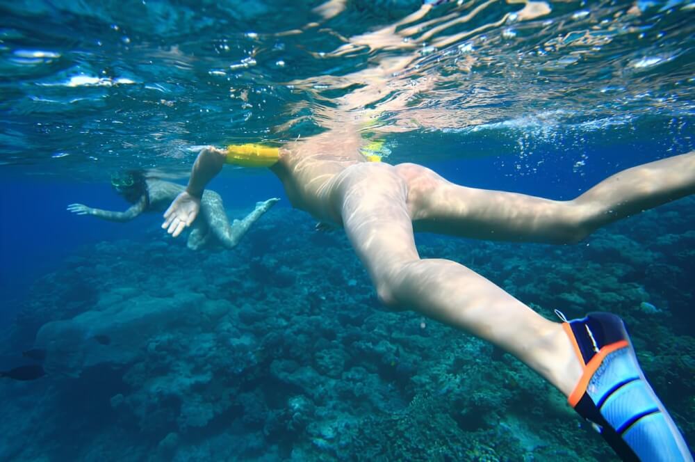 Nudism on the Red Sea photo gallery - Naturism enthusiasts choose the natural world