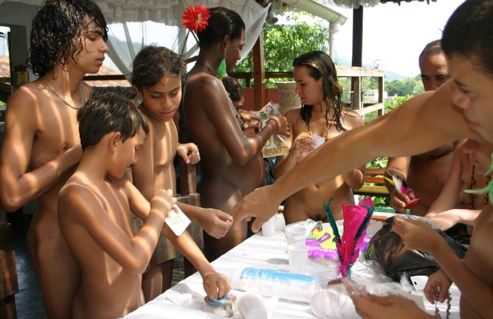 Brazilian Sunshine Beauty photos - Visiting the Beach Without Clothes