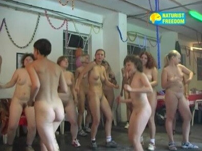 Naturist Freedom: Discotheque in a Cellar - Nudism brings joy and pleasure