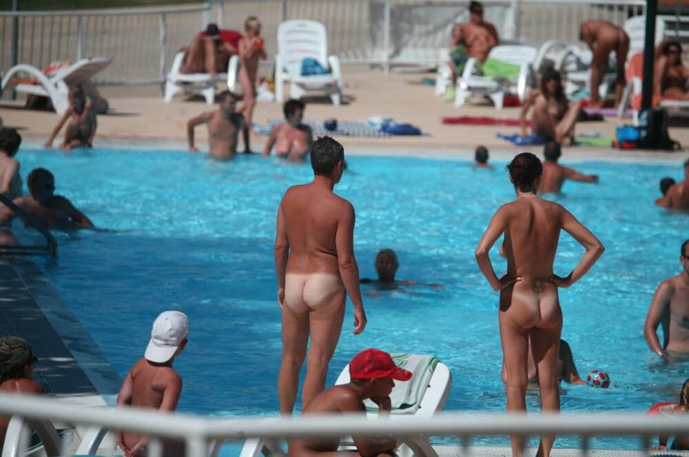 Pool-Shore Group Exercise - Freedom and naturalness are the core principles of naturism and nudism
