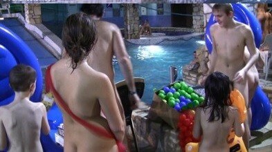 Splashing Water Zone 1 - Self-confidence helps naturists achieve their goals