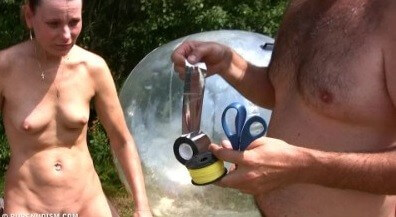 Daytime family picnic # 1 - Pure naturism teaches us to accept ourselves and others without judgment or criticism