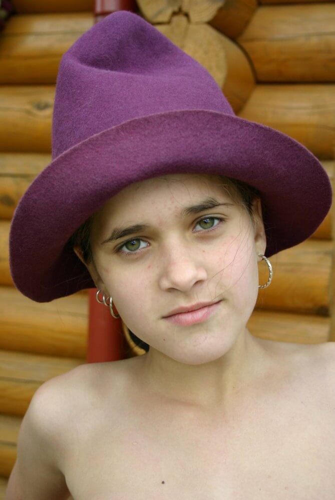 Cabin Reflections nudism pics - Living freely and naturally is the dream of naturism and nudism advocates