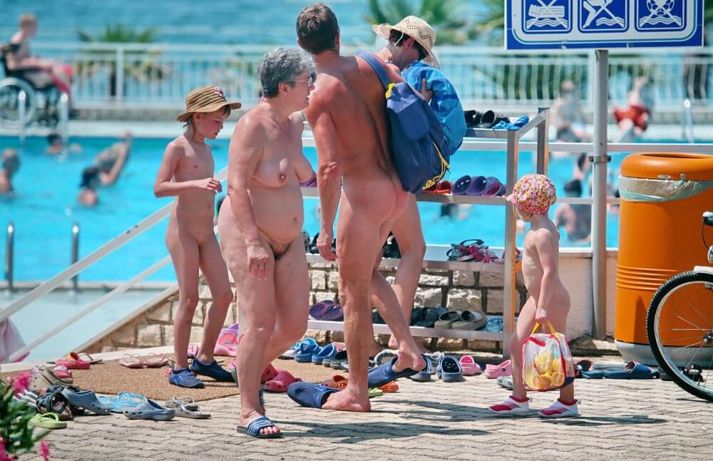 Family Poolside Grouping pics - Naturist Club: Exclusive Content