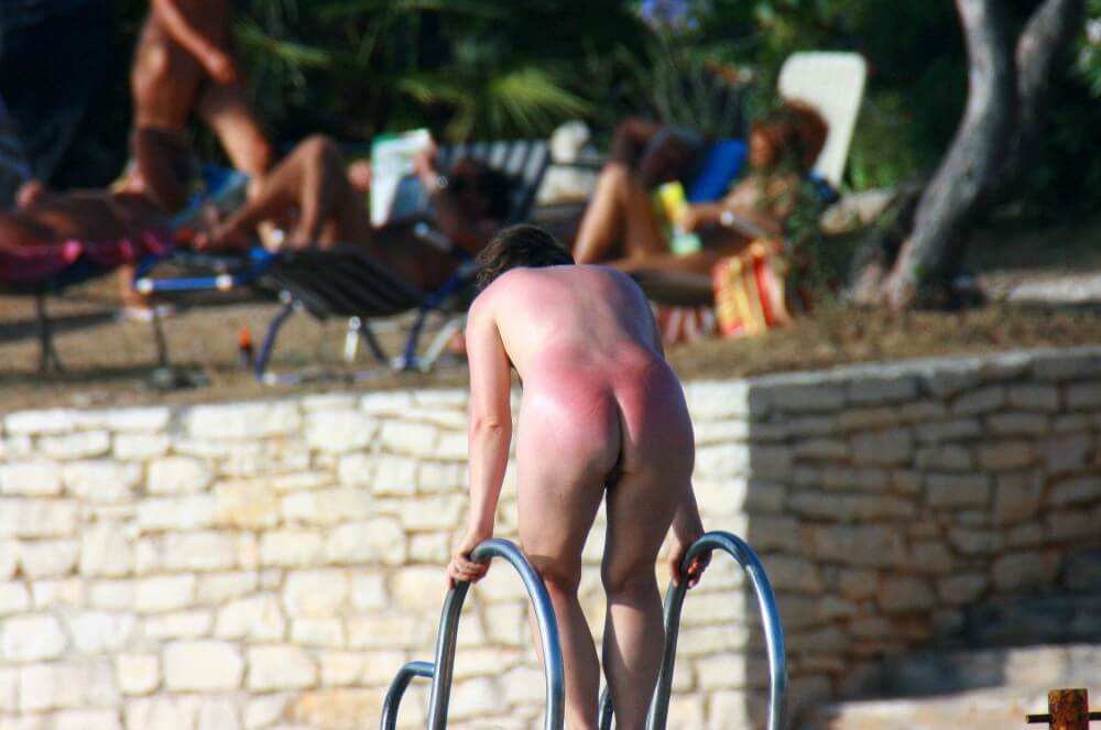 Uka FKK Adults Water Play photos - Looking at the sun and my own naked body