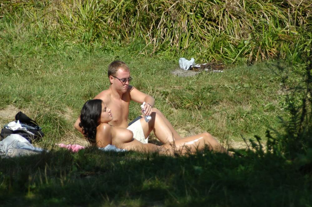 Photo Shoot Observation pics - Naturism creates harmony with the environment