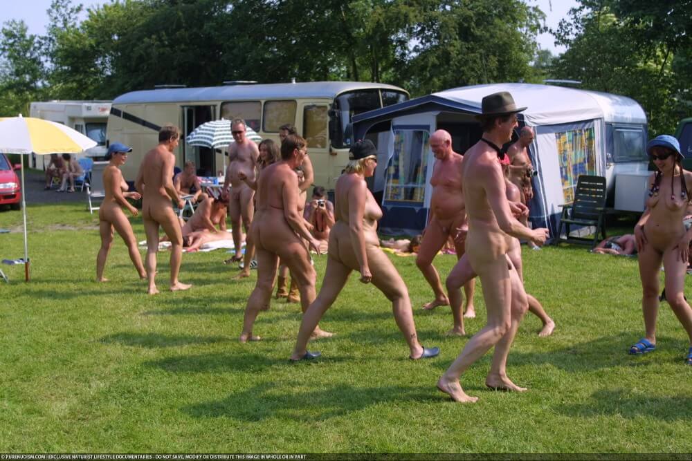 Naturism photo gallery # 53 - Social Nudism Around the World
