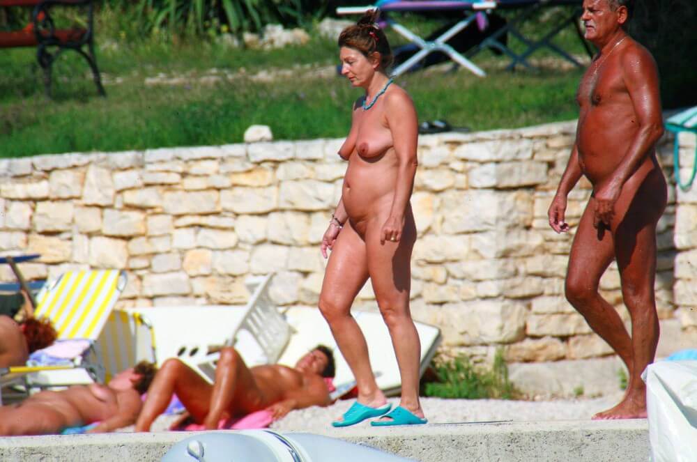 Ula FKK Wall-Side Passby photos - Freedom and harmony in the practice of nudism and the naturist movement
