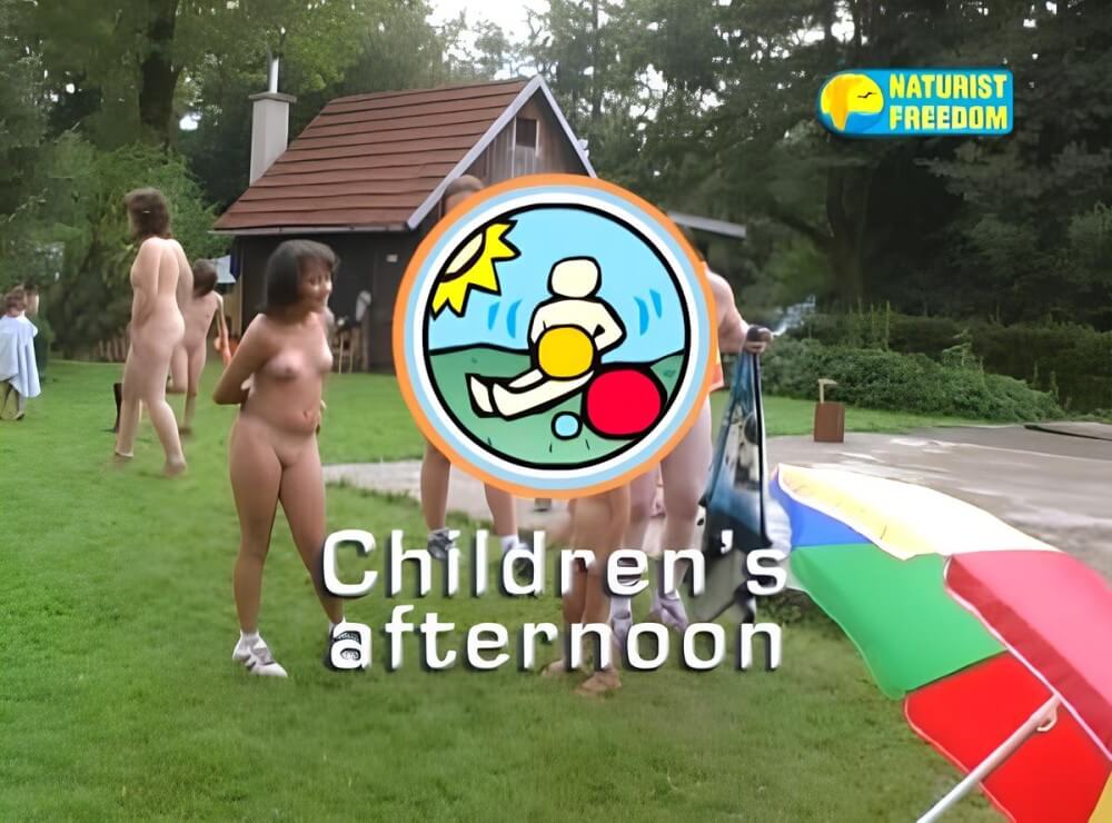 Naturist freedom: Childrens Afternoon - Nudism helps to overcome shyness and insecurities