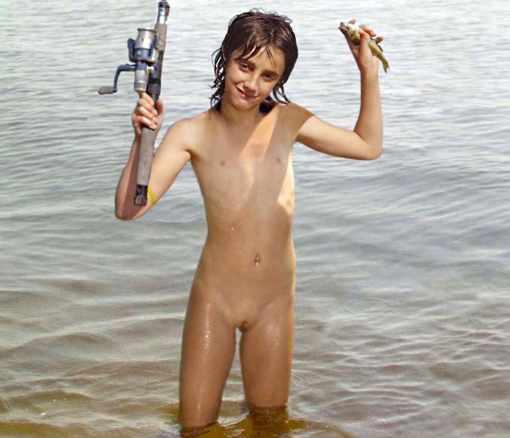 Naturism photo gallery # 42 - European Delegation of Body Freedom Advocates