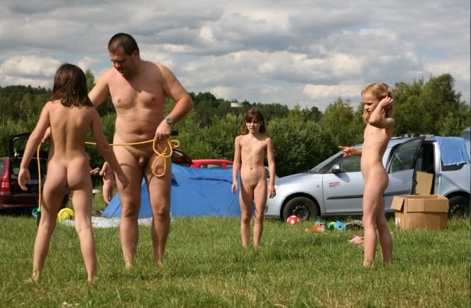 Naturism photo gallery # 38 - The sacred significance of the nude