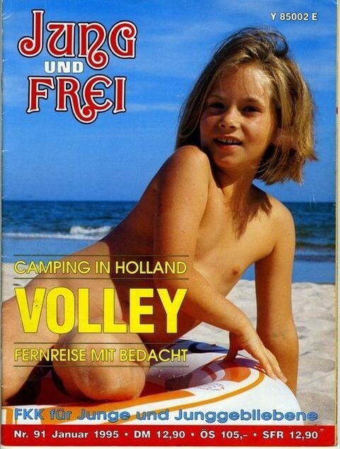 Jung und Frei Nr 91 - Clothing is also a mask for a nudist