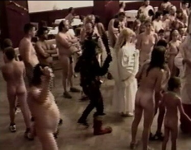 Enature - Christmas Kinder Spiele - Nudism is a way to improve health and boost self-esteem