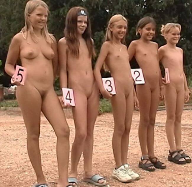 The White Castle Pageant Full HD video - A nudist values simplicity and naturalness in life