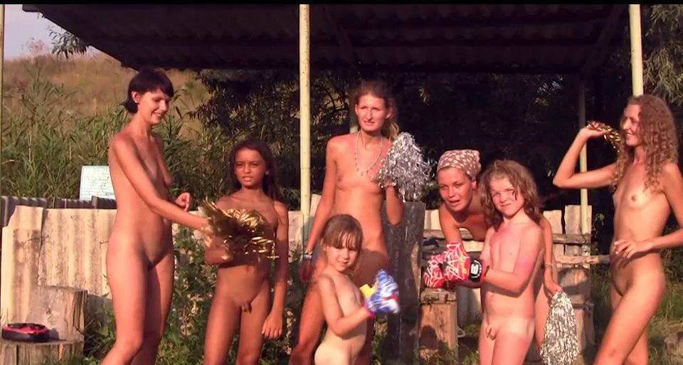 Countryside Lounging 1 nudism video - In ancient times, sports were practiced in the nude